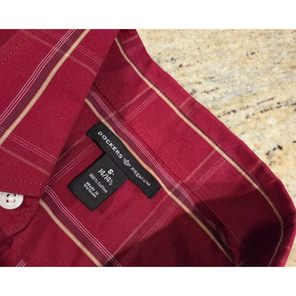 New! Lot of 2 Dockers Men’s S 14-14.5 Red Plaid & Yellow Button Down Shirts - Picture 8 of 13